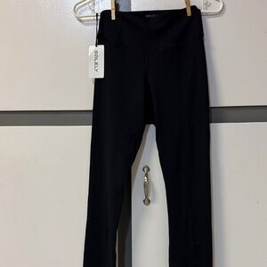 Solely Black High-Rise Performance Leggings